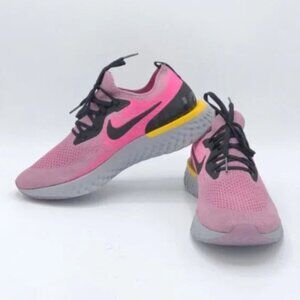 Nike Epic React Flyknit Women's Running Shoes Size 9